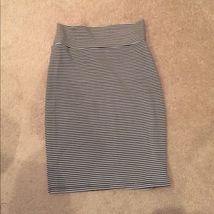 LuLaRoe "Cassie" Pencil Skirt